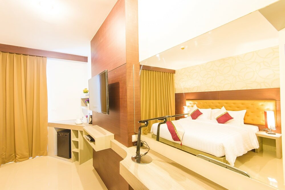 Фото Hemingways Silk Hotel