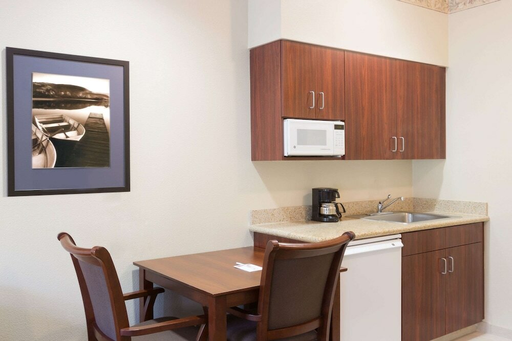 Фото Hawthorn Suites by Wyndham Rancho Cordova/Folsom