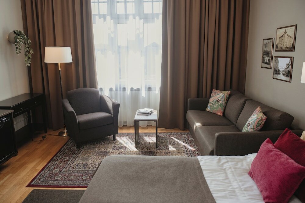 Фото Home Hotel Drott
