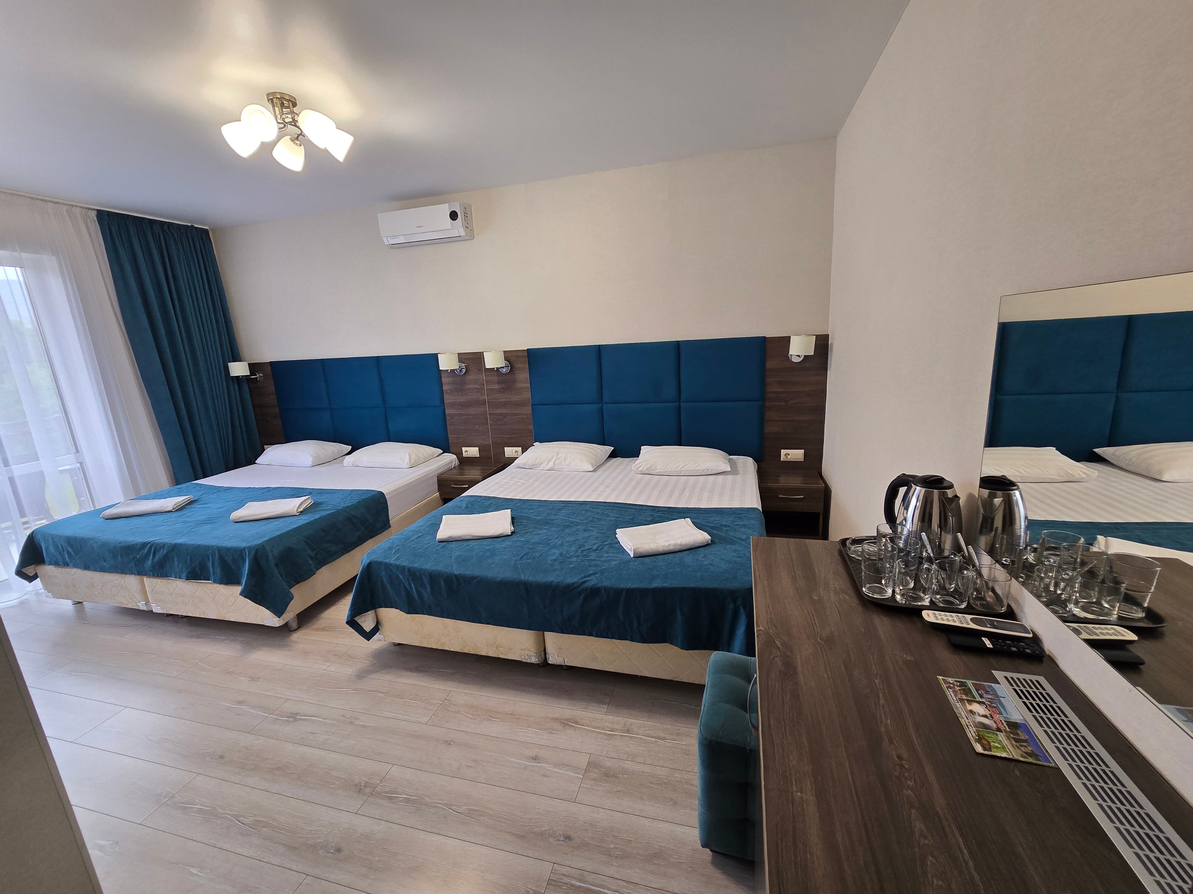 Фото Атмосфера