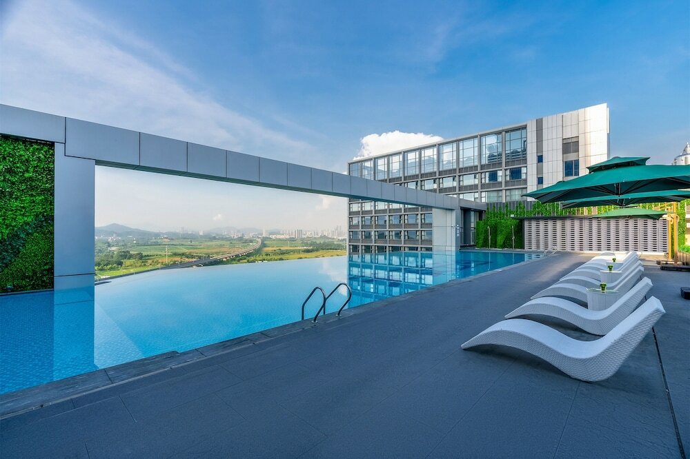 Фото Even Hotels Shenzhen Guangming Cloud Park, an Ihg Hotel