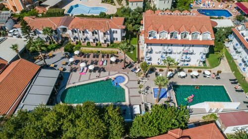 Гостиница Majestic Hotel в Сейдикемере