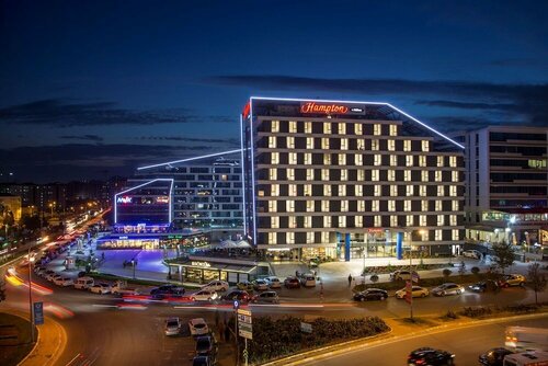 Гостиница Hampton by Hilton Istanbul Kurtkoy в Пендике