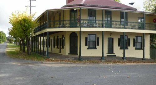 Внешний вид отеля Tenterfield Lodge and Caravan Park в Тентерфилде, фото 1