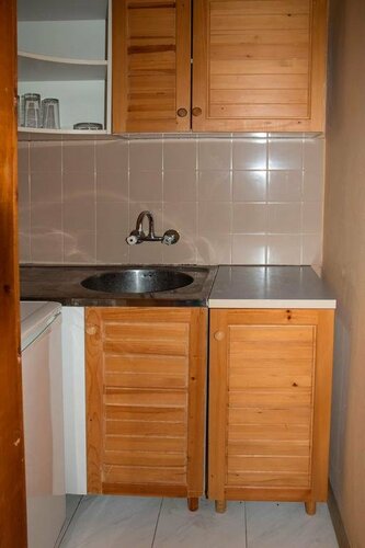 Гостиница Hotel Kremikovci в Китене