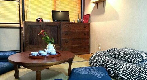 Гостиница Tsukiji Hostel Wakayama в Вакаяме
