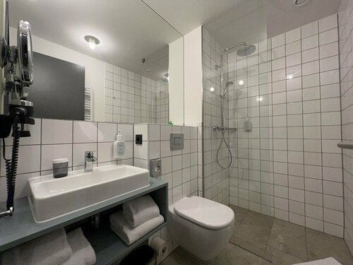 Гостиница Hotel einsmehr в Аугсбурге