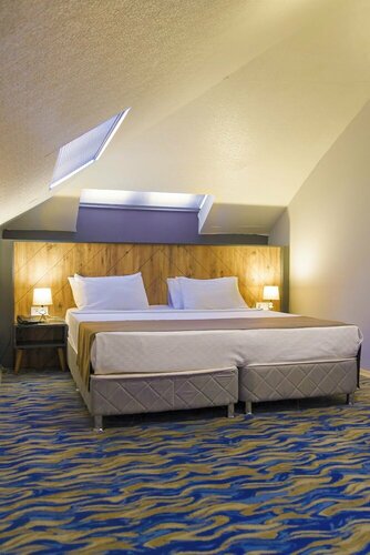 Гостиница Privado Hotels в Калеичи