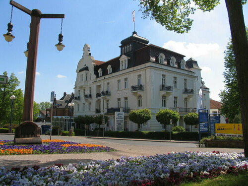 Гостиница Göbel's Hotel Quellenhof в Бад-Вильдунгене
