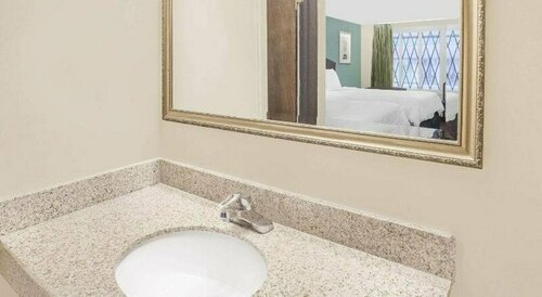 Гостиница Knights Inn Battle Creek в Баттл Крик