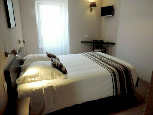 Гостиница Logis Hôtel le Cadoudal в Оре