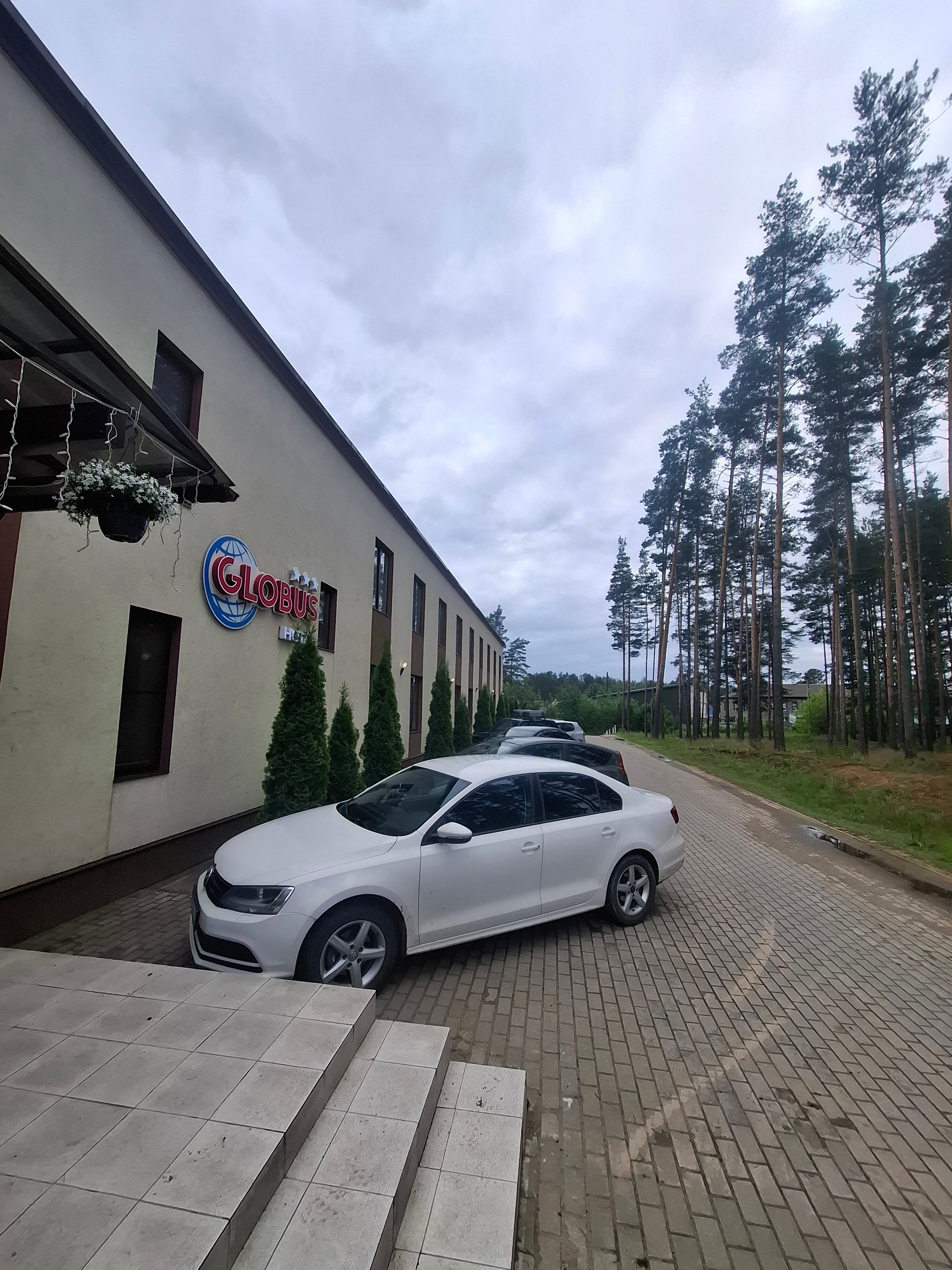 Фото Globus Hotel