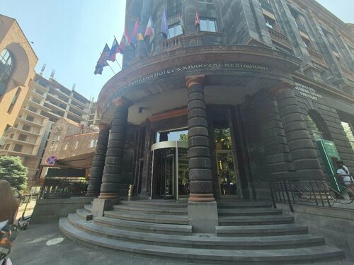 Гостиница Tufenkian Historic Yerevan Hotel в Ереване