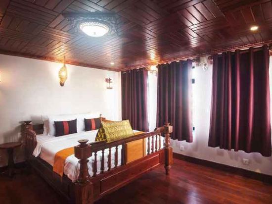 Фото Hello Cambodia Boutique