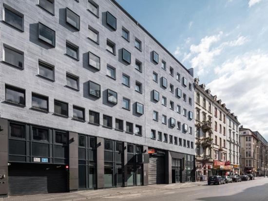 Фото отеля 1