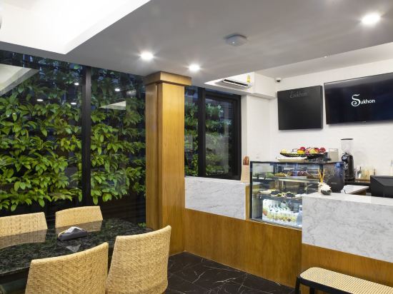 Фото Sukhon Hotel