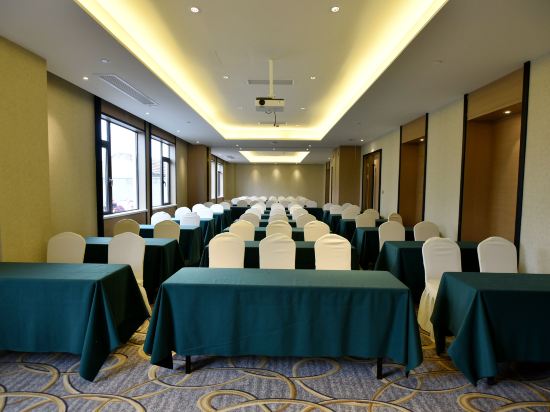 Фото 183829655713