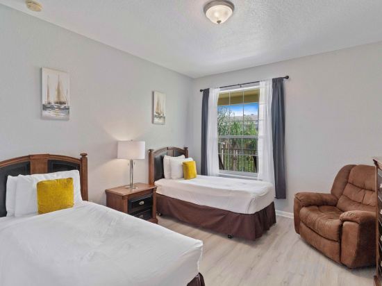 Фото 4804 Cayview Avenue № 305