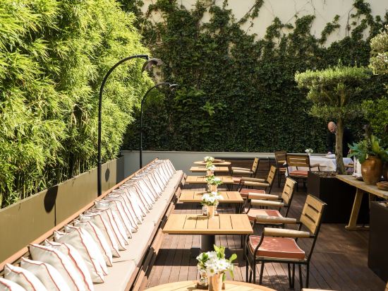 Фото Square Nine