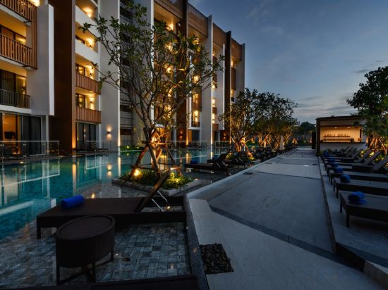 Фото Isanook Hua Hin Resort & Suites
