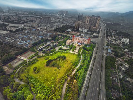 Фото Brilliance Garden Hotel