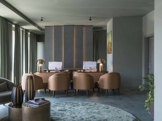 Фото Hotel Columbus