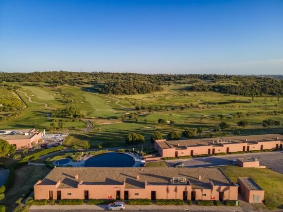 Фото Nau Morgado Golf & Country Club