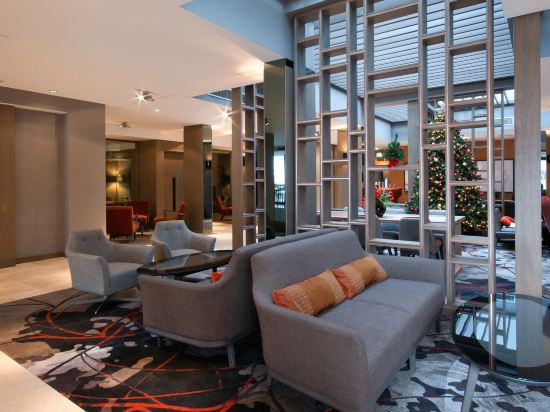 Фото Clayton Hotel Chiswick