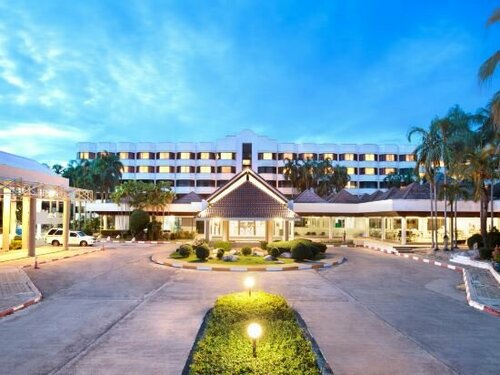 Гостиница The Imperial Hotel and Convention Centre Phitsanulok в Пхитсанулоке