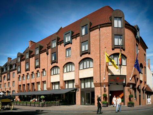 Внешний вид отеля Crowne Plaza Bruges в Брюгге, фото 3
