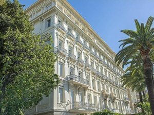 Гостиница Hotel West End Nice