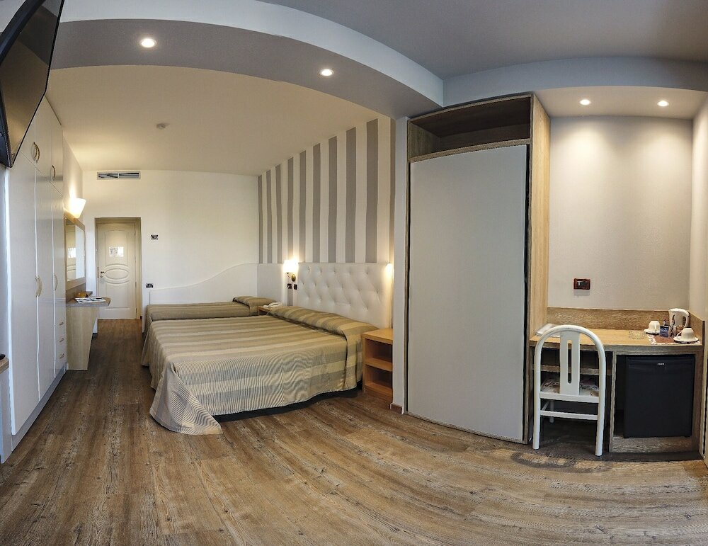 Фото Hotel Derby Exclusive