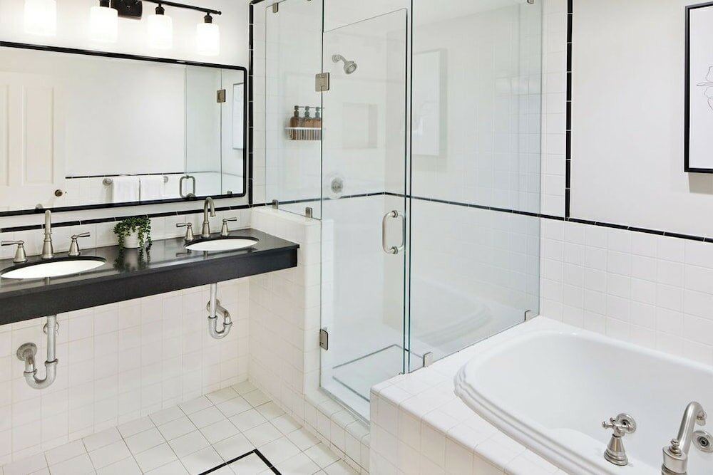 Фото Maison Fleurie, A Four Sisters Inn