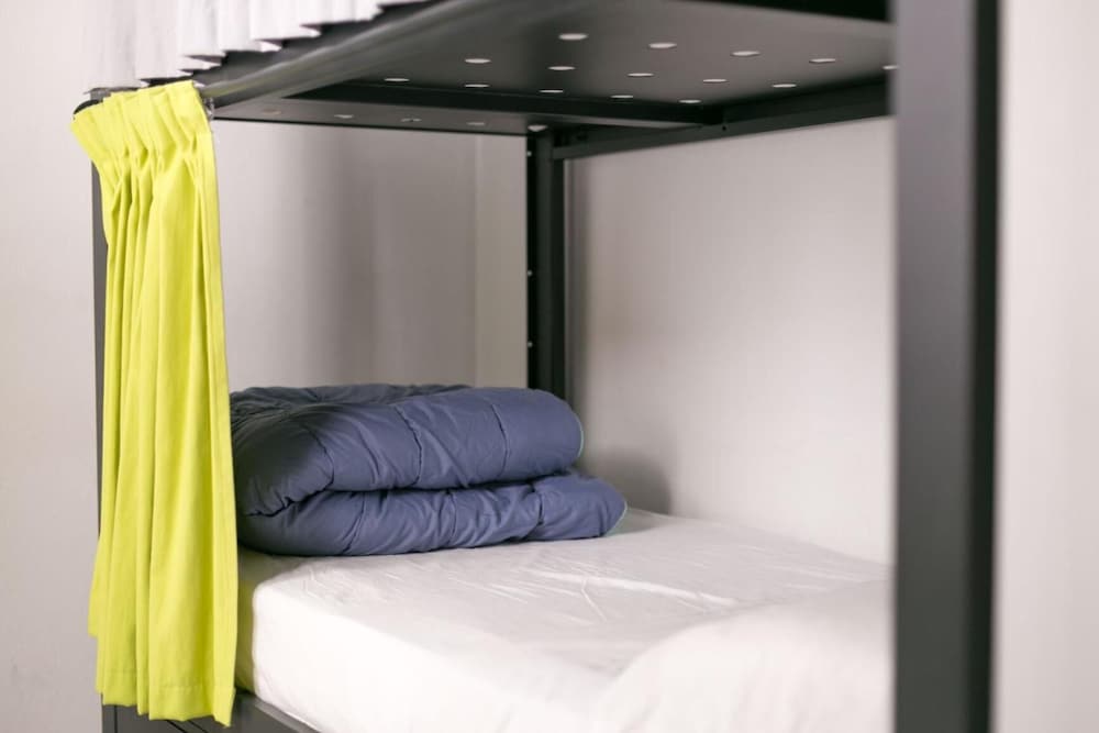 Фото Onefam Catedral Hostel Seville