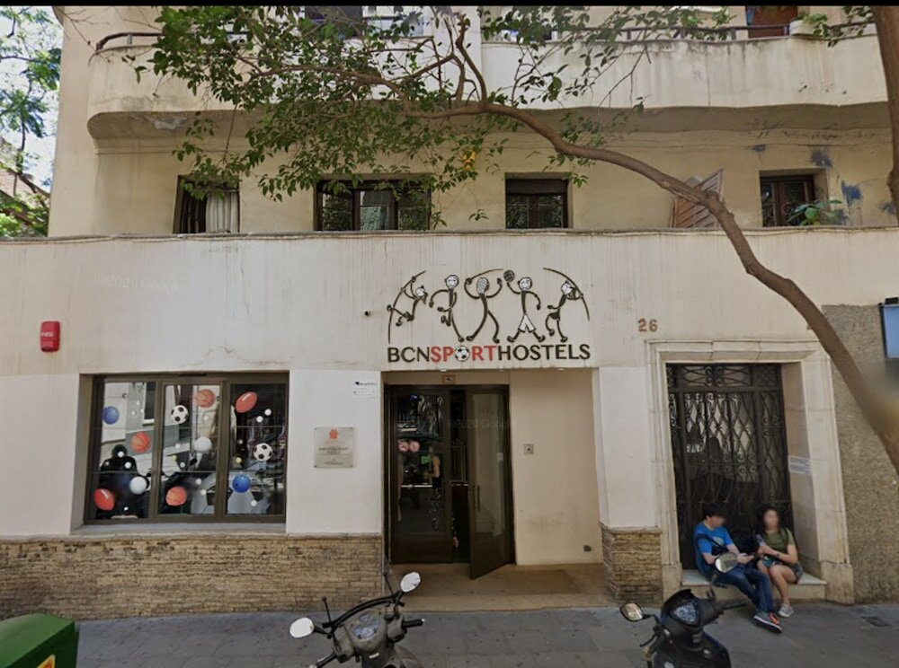 Фото отеля 2