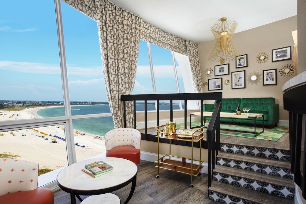 Фото Bellwether Beach Resort