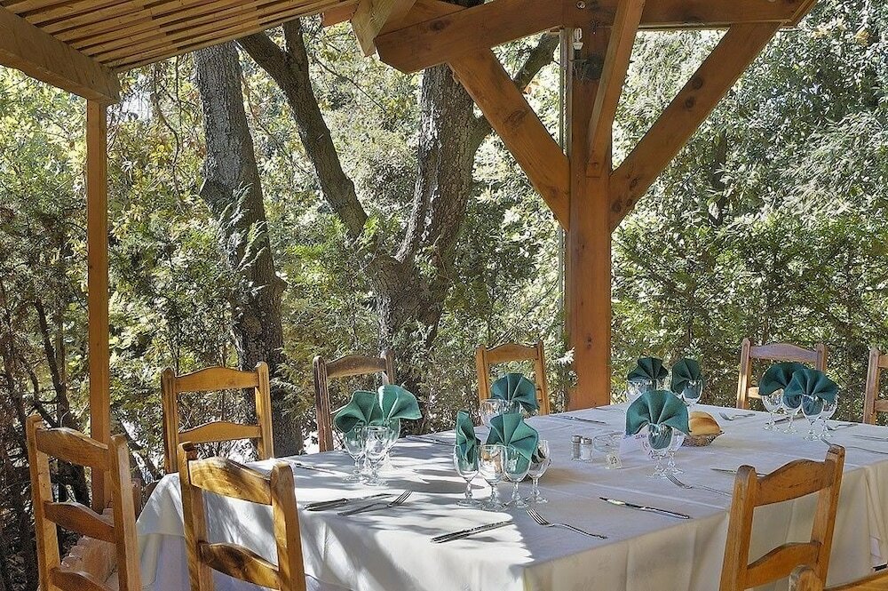 Фото Hotel Lou Castelet