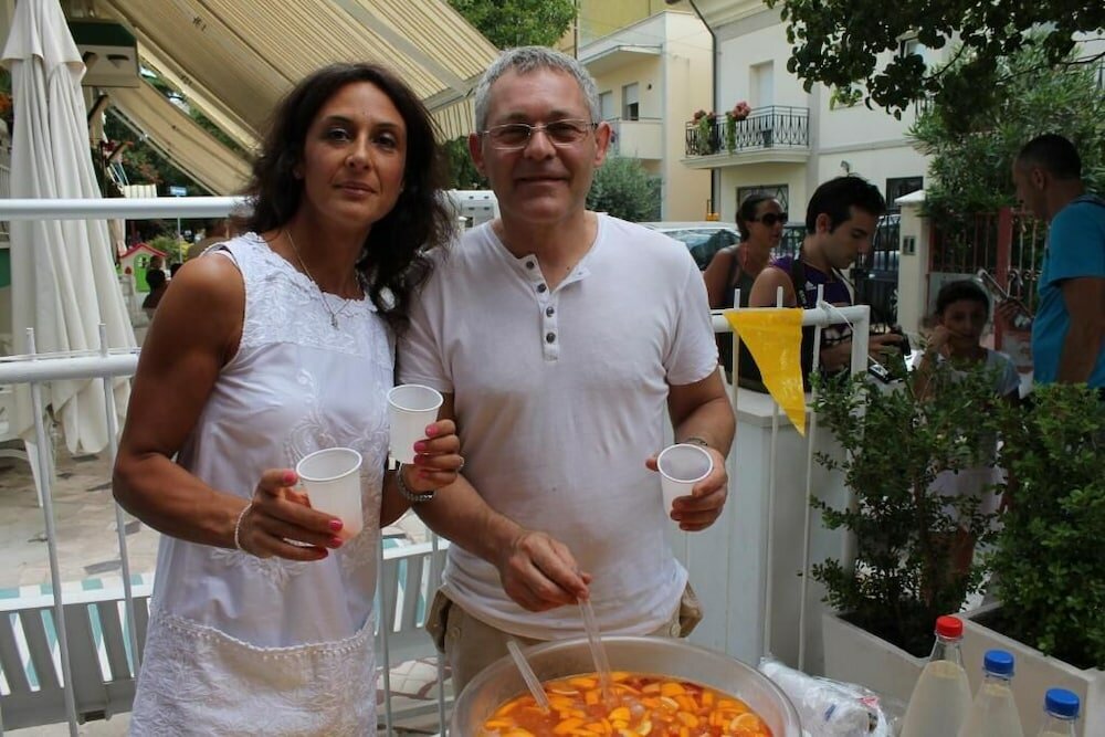 Фото Hotel Madrid