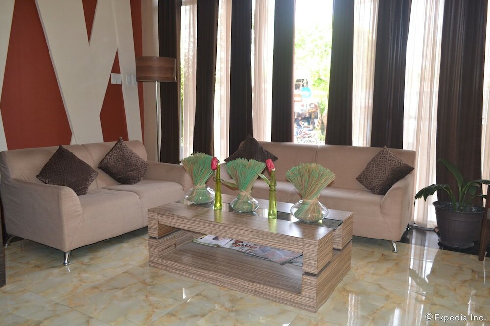 Фото Columbus Plaza Hotel