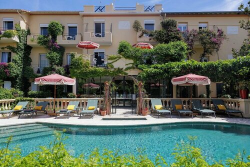 Внешний вид отеля La Villa Sainte Valérie в Антибе, фото 3