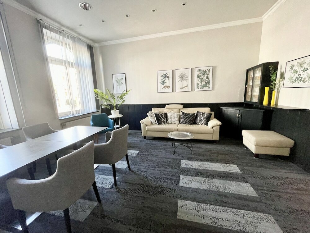 Фото Hotel Central