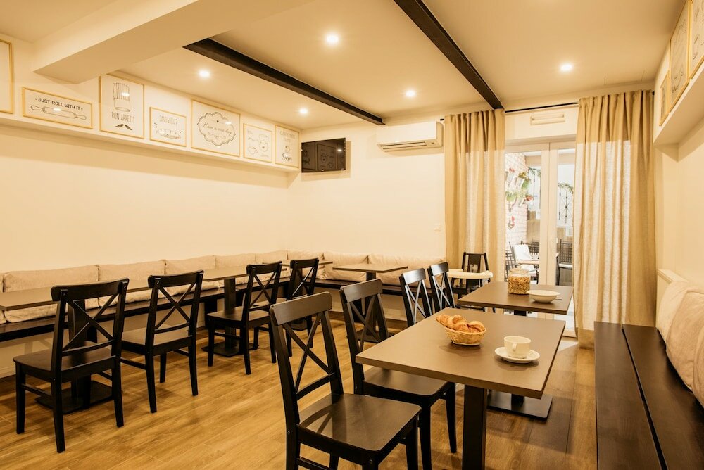 Фото Sundial Butique Hotel