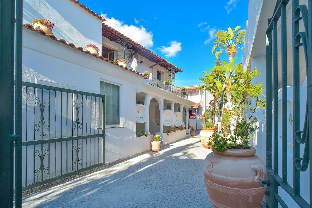 Фото Отель Junior Village Vacanze&Relax