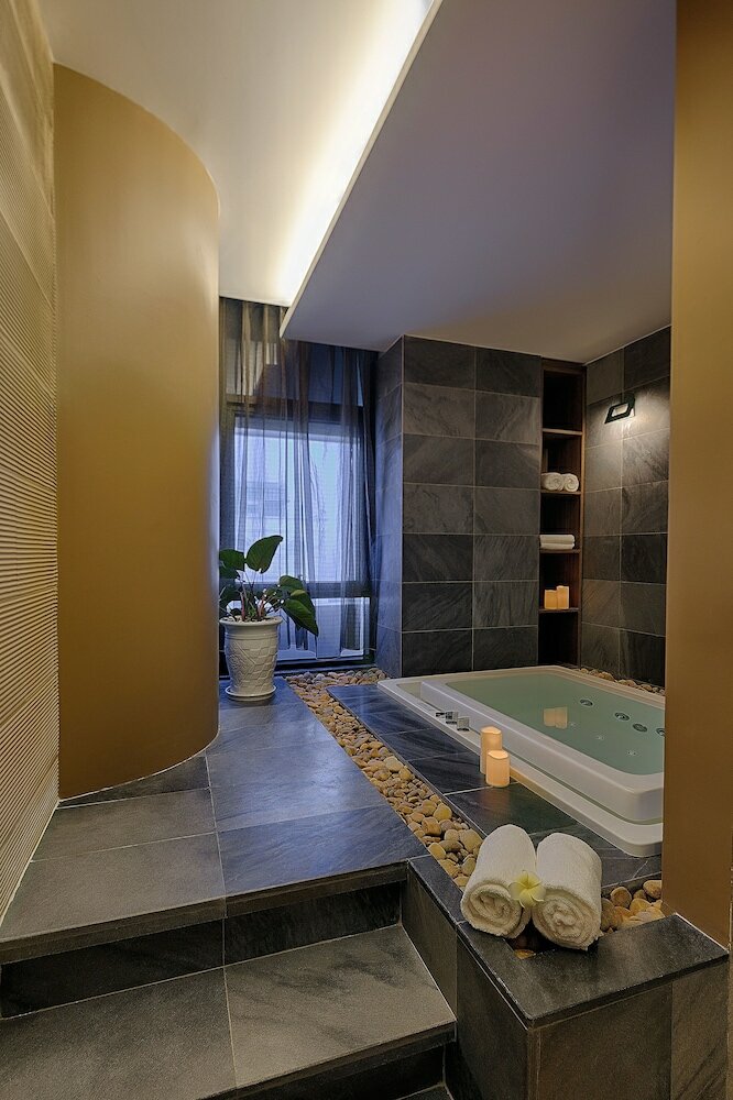 Фото Belle Maison Parosand Danang