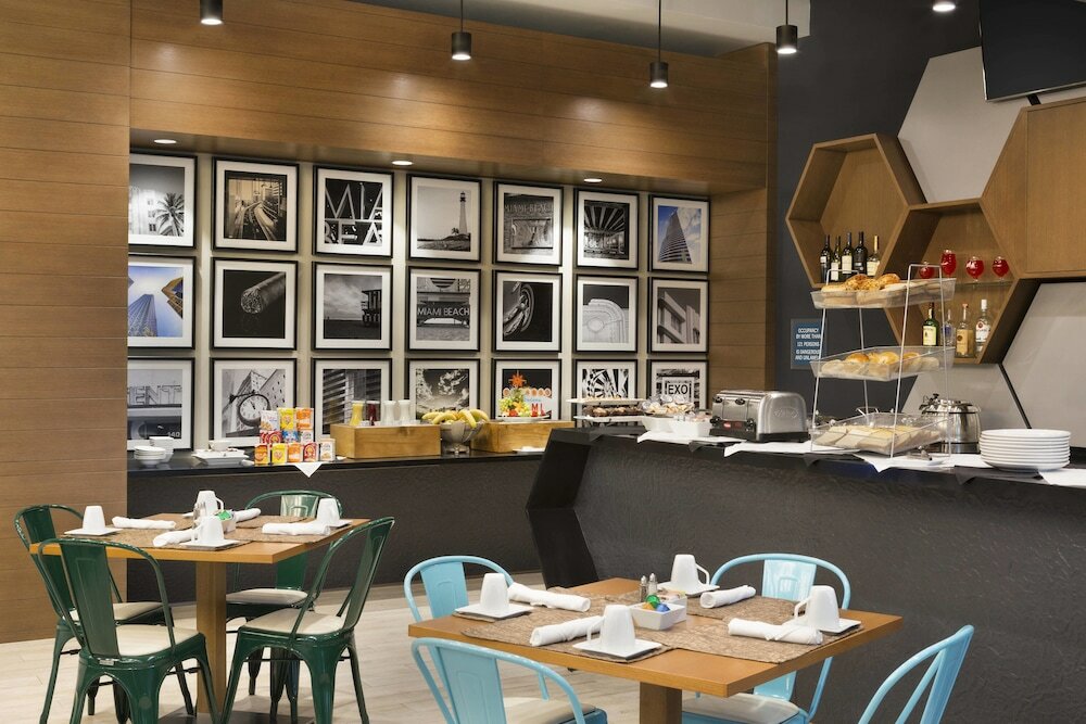 Фото Four Points by Sheraton Miami Airport