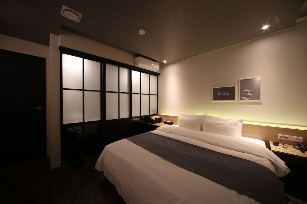 Фото Dublin Hotel