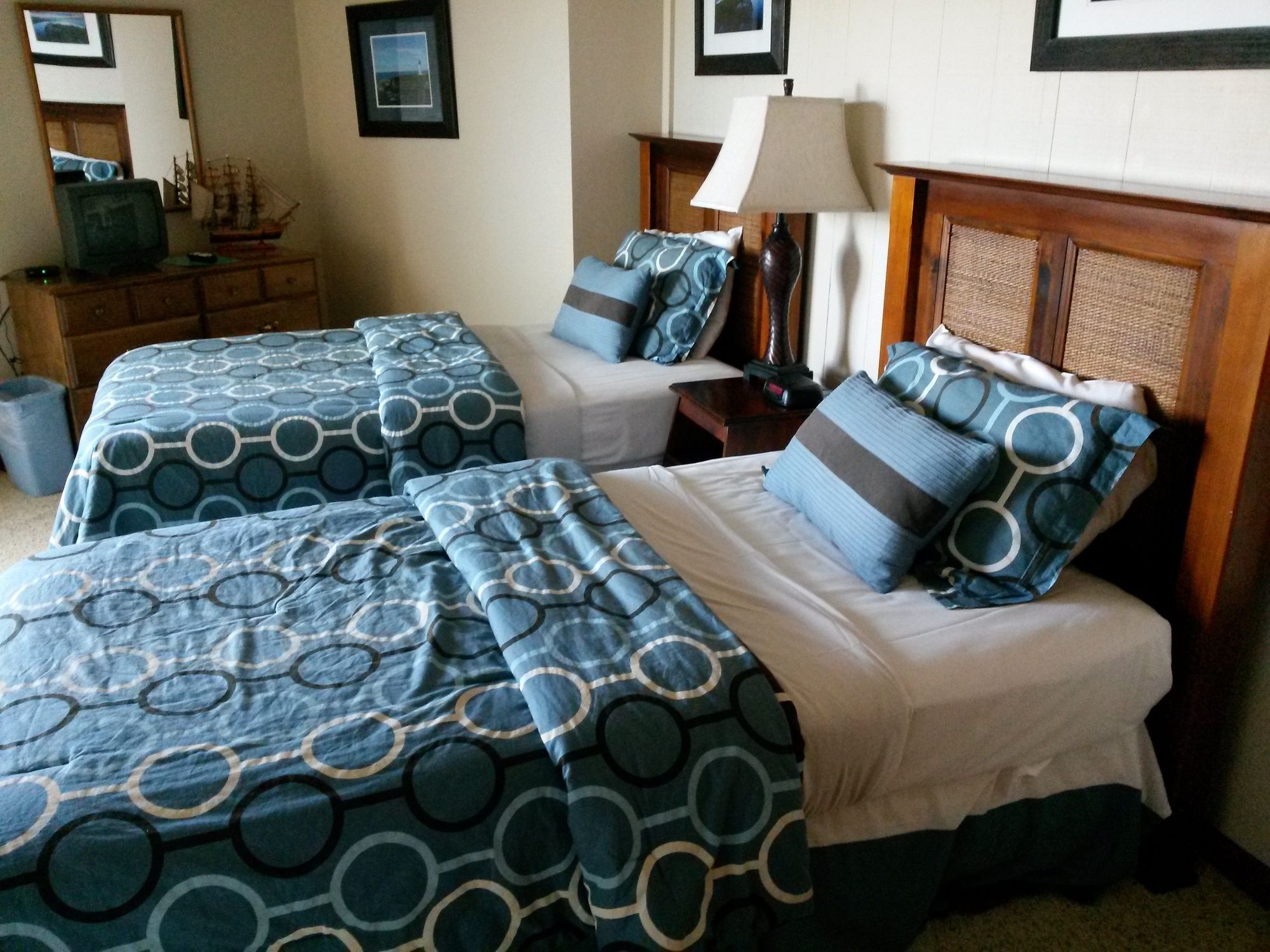 Фото Little Creek Cove Beachfront Resort