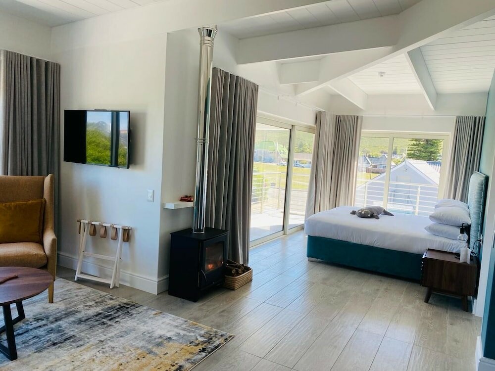 Фото One Marine Drive Boutique Hotel