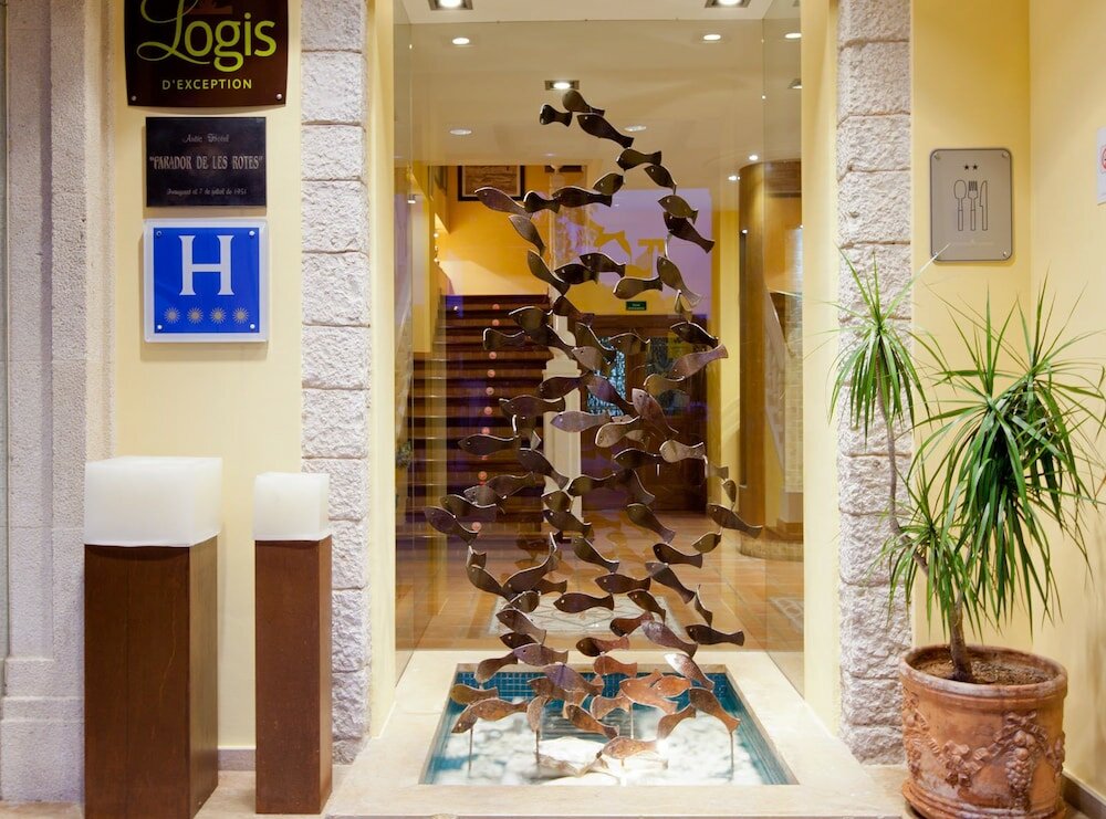 Фото Hotel Les Rotes