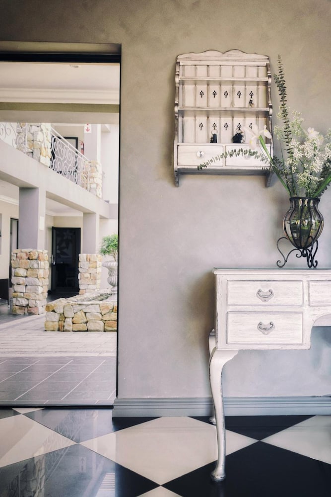 Фото Stone Olive Guest House